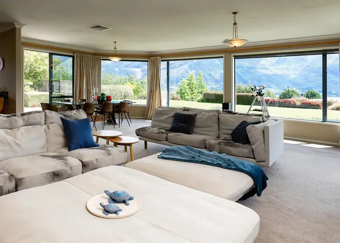 Beacon Point Lakeview Escape - Spacious - Stylish * 瓦纳卡