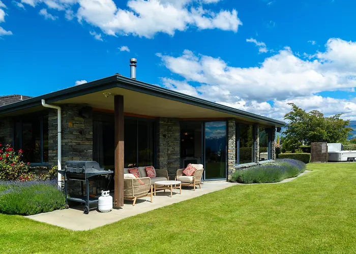 別墅 Beacon Point Lakeview Escape - Spacious - Stylish *