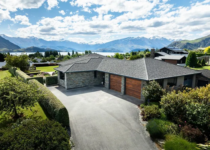 Beacon Point Lakeview Escape - Spacious - Stylish 別墅 瓦纳卡
